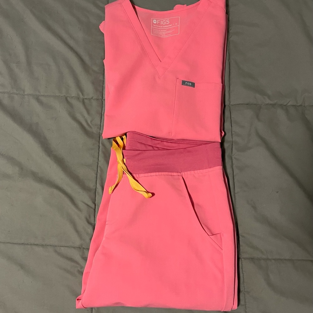 Catarina Figs Scrub Top, Zamora Jogger Scrub Pants